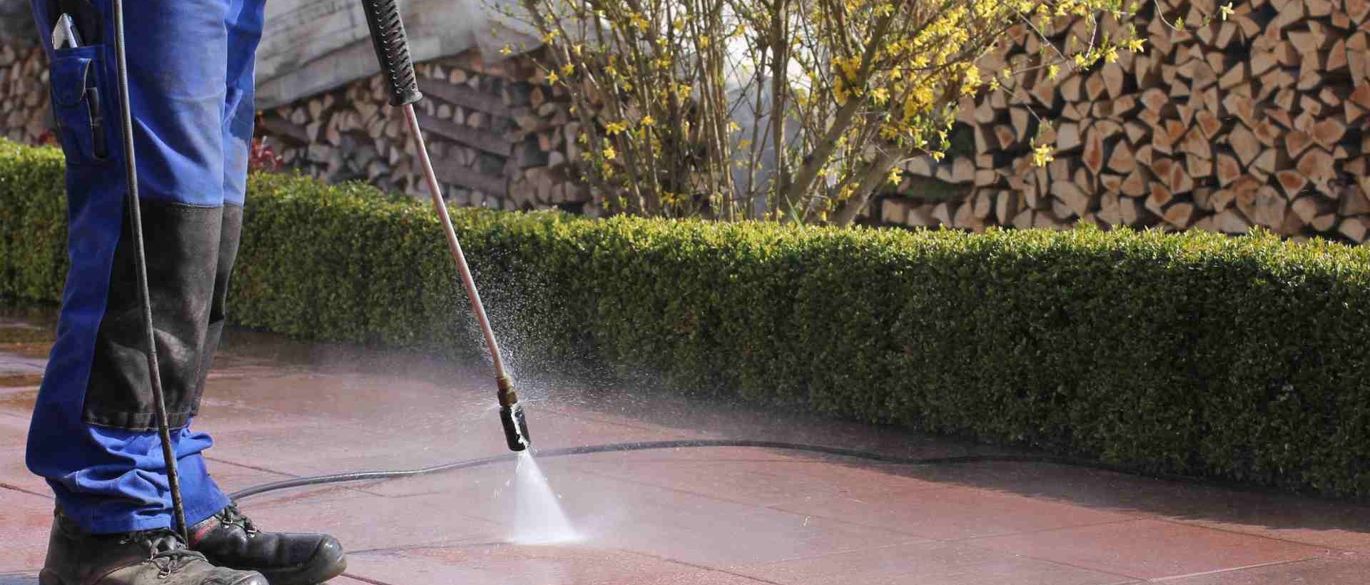 garden maintenance EC1
